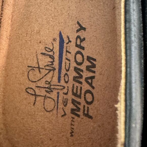 Black booties size 7.5 - Picture 6 of 7